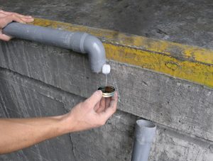 Κόλλες για σωλήνες PVC